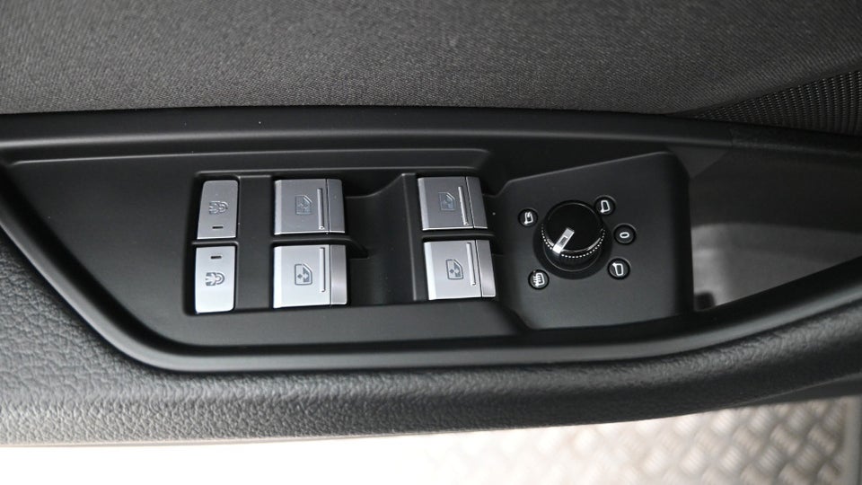 Audi Q8 e-tron 55 Prestige quattro 5d