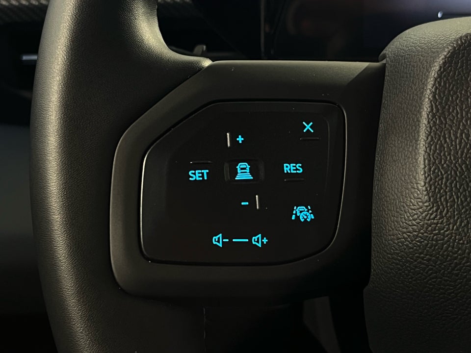 Ford Explorer 77 Premium Extended Range 5d