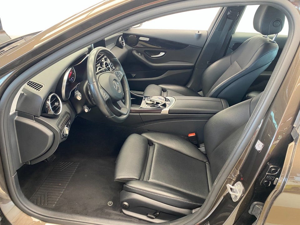 Mercedes C220 d 2,2 Business aut. 4d