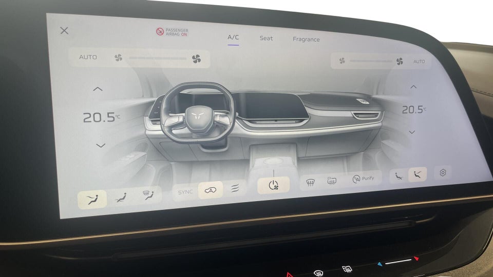 Hongqi EHS7 111 Exclusive 5d