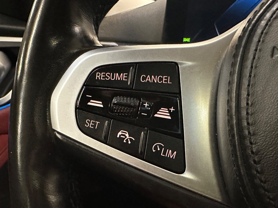 BMW i4 eDrive40 Charged 5d