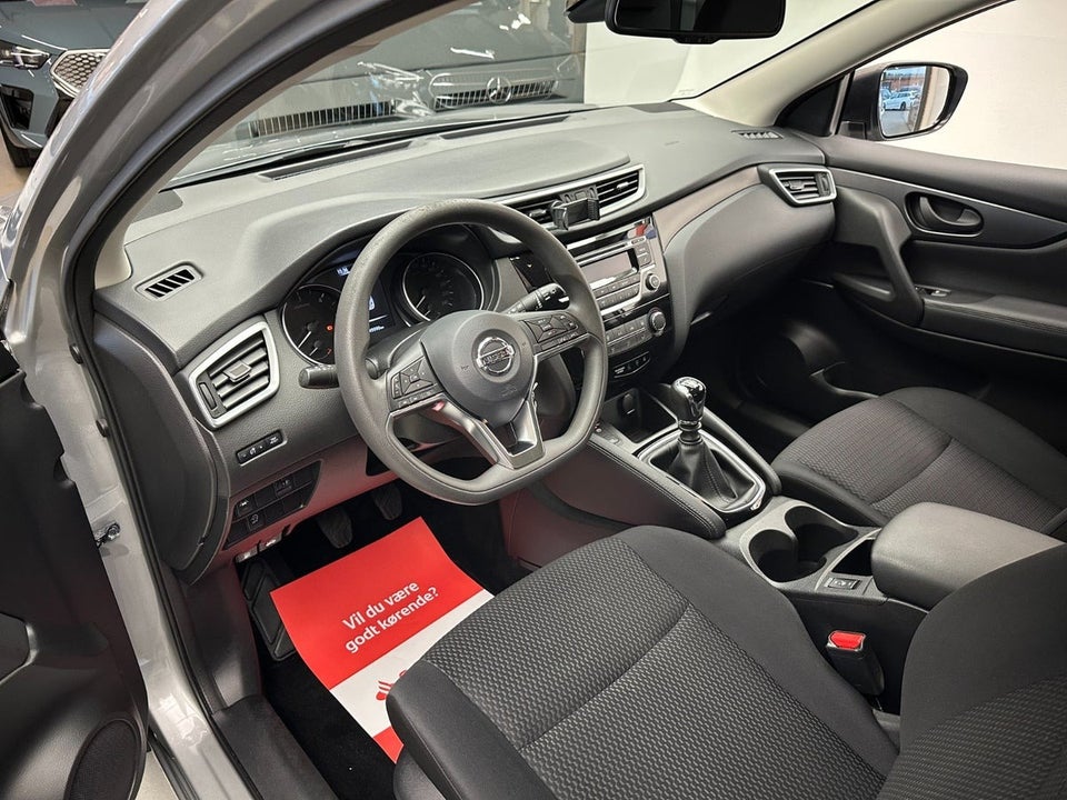 Nissan Qashqai 1,5 dCi 115 Visia 5d