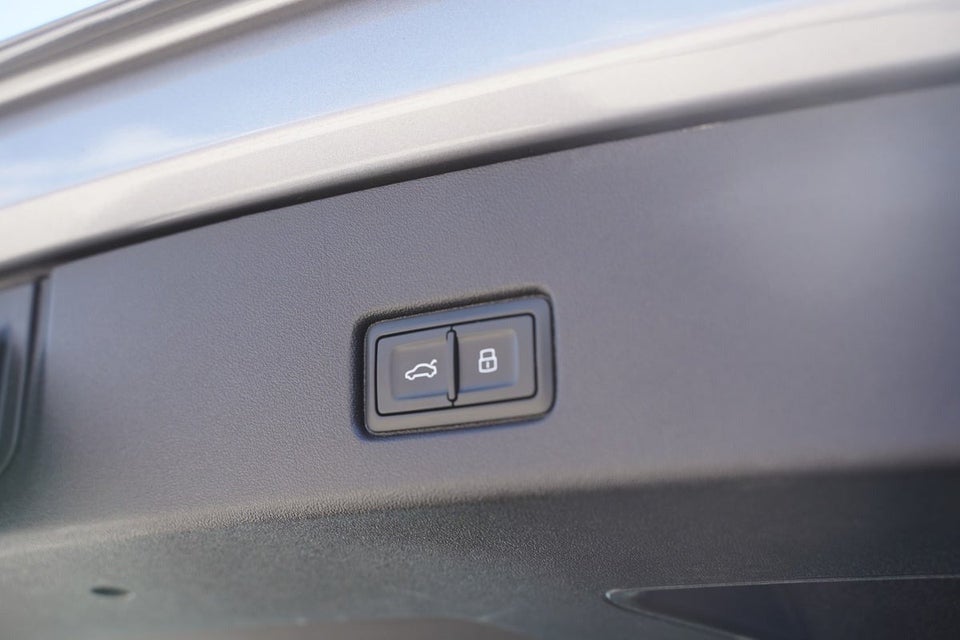 Audi Q4 e-tron 50 Attitude quattro 5d