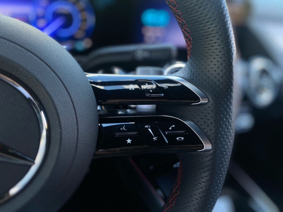 Mercedes EQA350 AMG Line 4Matic 5d