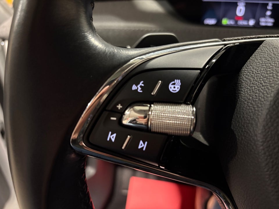 Skoda Enyaq 80 iV Loft 5d