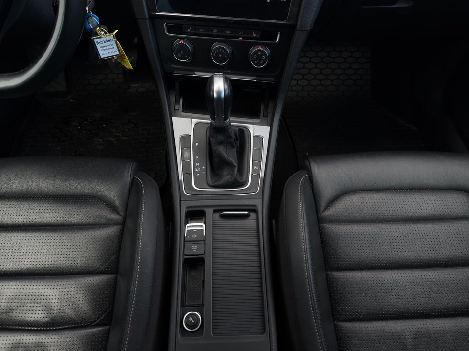 VW Golf VII 1,6 TDi 115 Highline DSG 5d