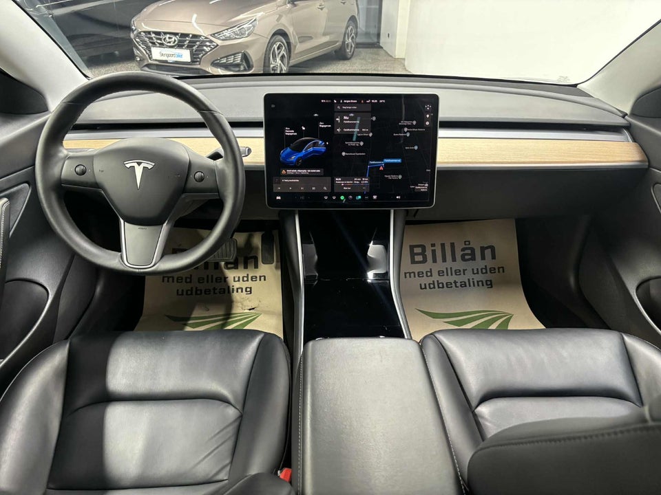 Tesla Model 3 Standard Range+ RWD 4d