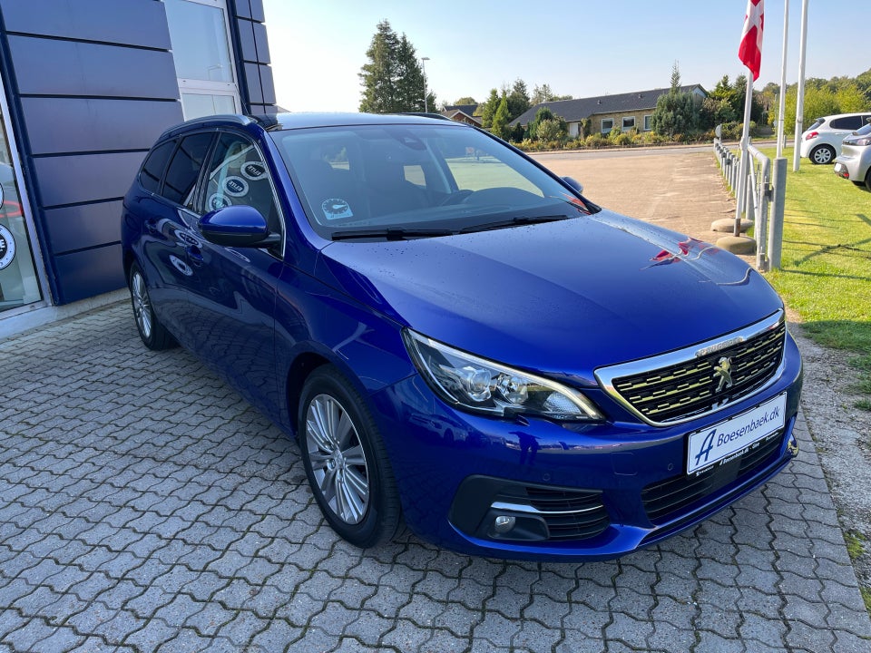 Peugeot 308 1,5 BlueHDi 130 Infinity Sky SW 5d