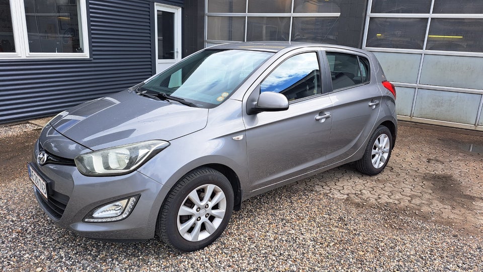 Hyundai i20 1,25 Classic XTR 5d