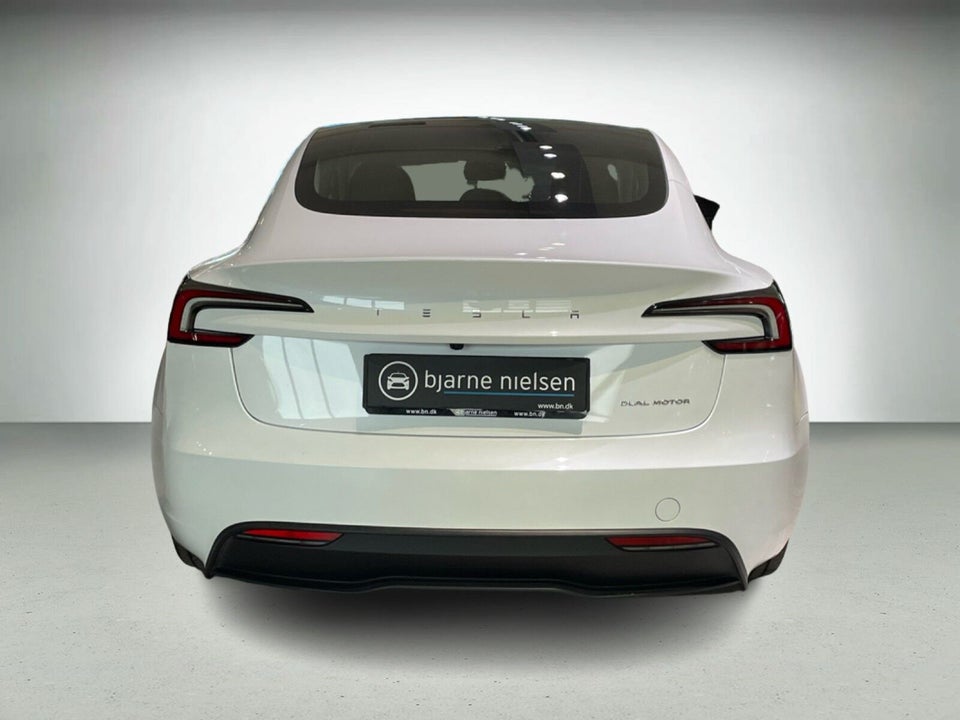 Tesla Model 3 Long Range AWD 4d