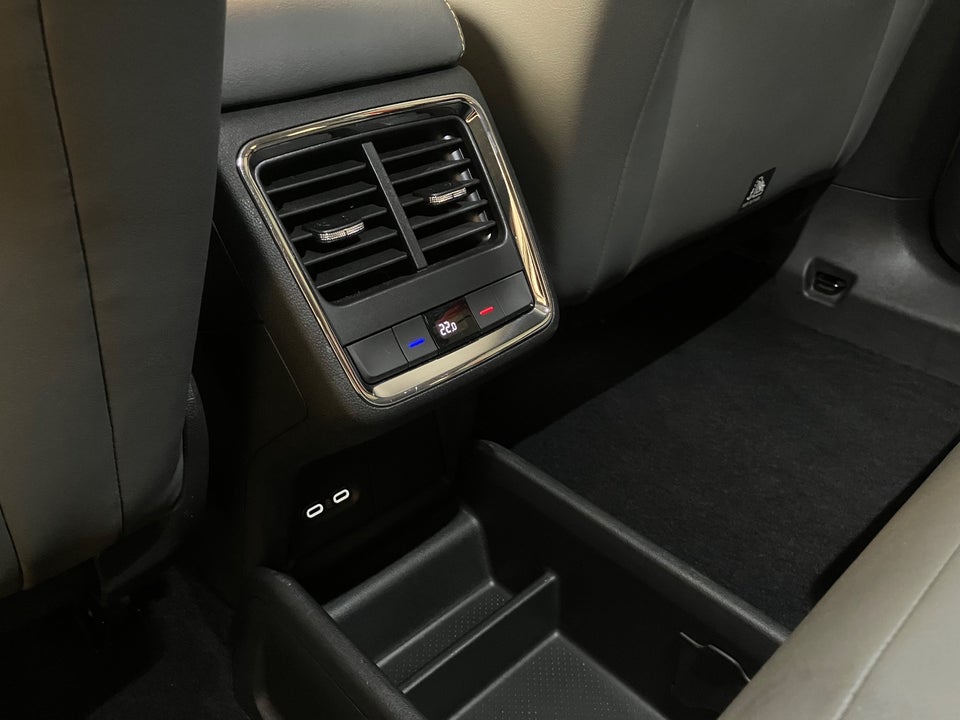 Skoda Enyaq 80 iV Lounge 5d