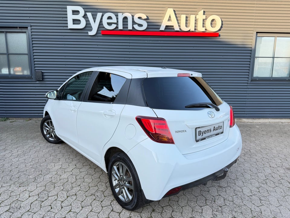 Toyota Yaris 1,3 VVT-i T2 Limited 5d