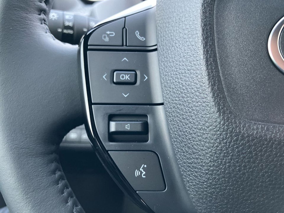 Toyota bZ4X Executive 5d