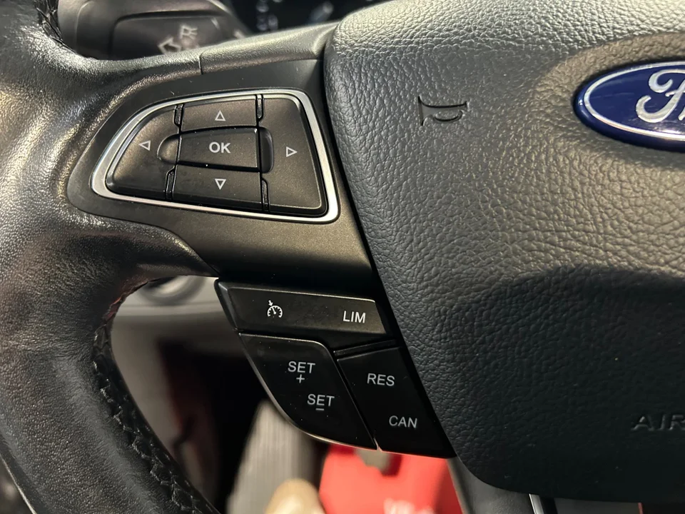 Ford C-MAX 1,0 SCTi 125 Titanium 5d