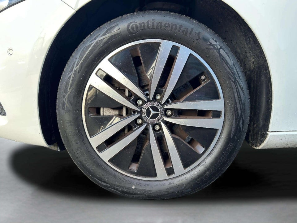 Mercedes A250 e 1,3 Progressive Line aut. 4d