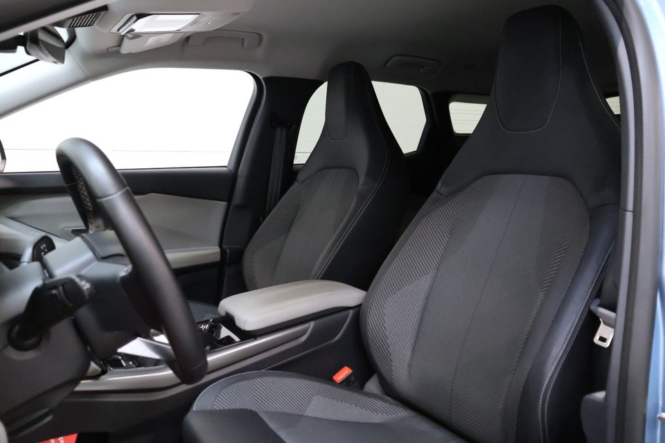 Ford Explorer 77 Select Extended Range 5d