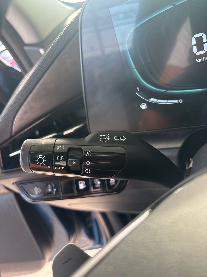 Kia Niro 1,6 PHEV Prestige DCT 5d