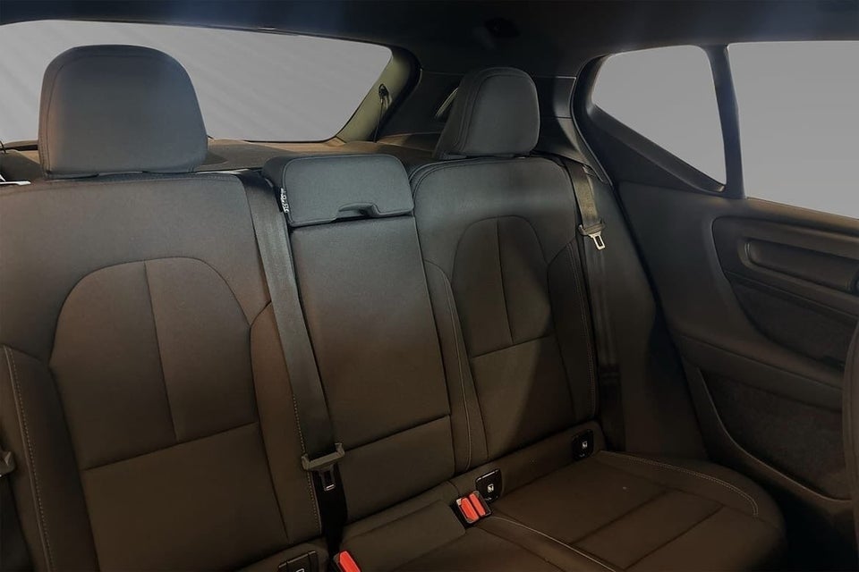 Volvo EX40 Extended Range Plus 5d