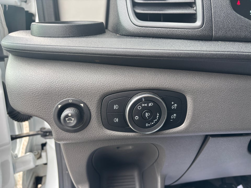 Ford Transit 350 L2 Van 2,0 TDCi 130 Trend H2 FWD