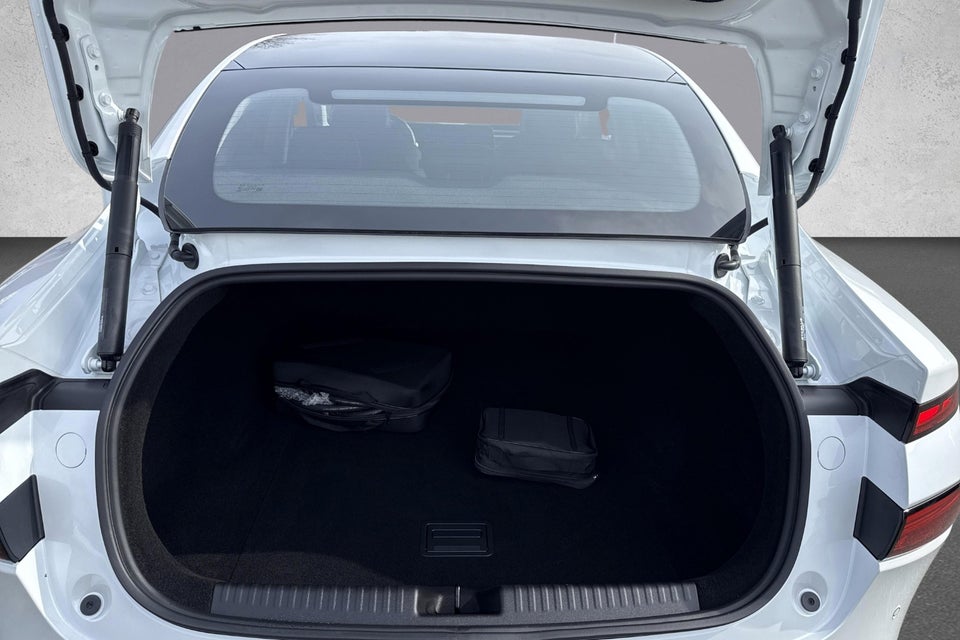 Xpeng P7 Performance 4d