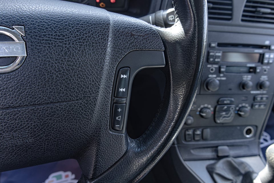 Volvo V70 2,4 140 5d