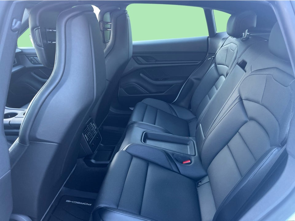 Porsche Taycan 4S Performance+ Cross Turismo 5d