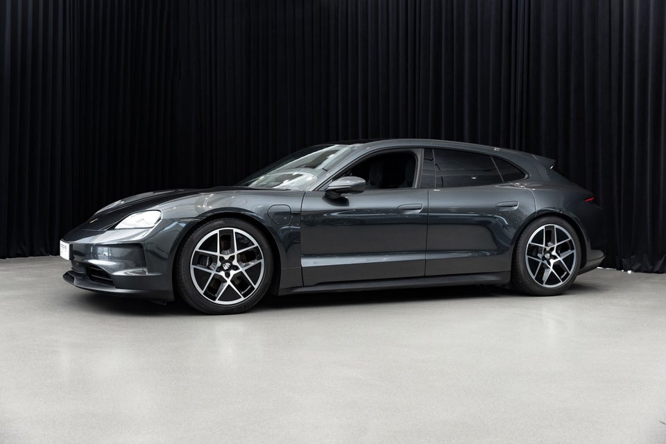 Porsche Taycan Performance+ Sport Turismo 5d