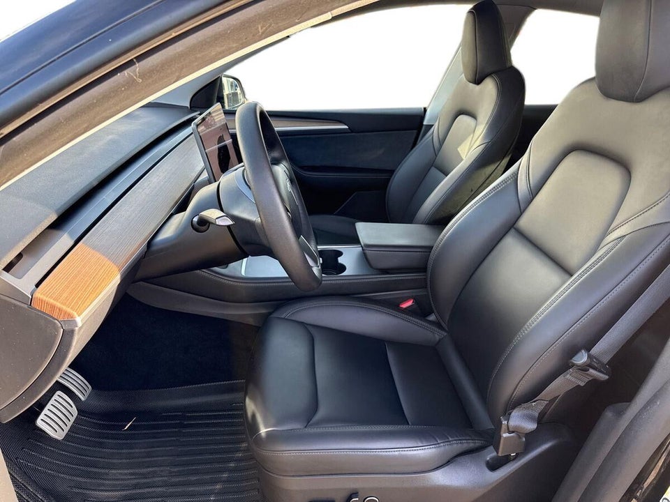 Tesla Model Y Performance AWD 5d