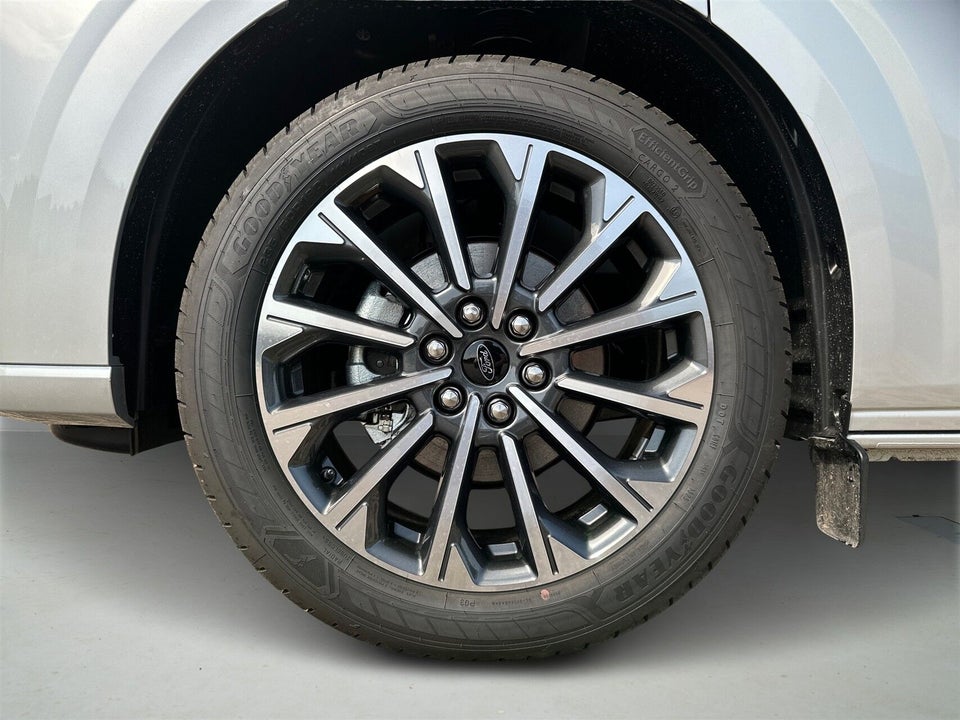 Ford E-Tourneo Custom 340L 64 Titanium X