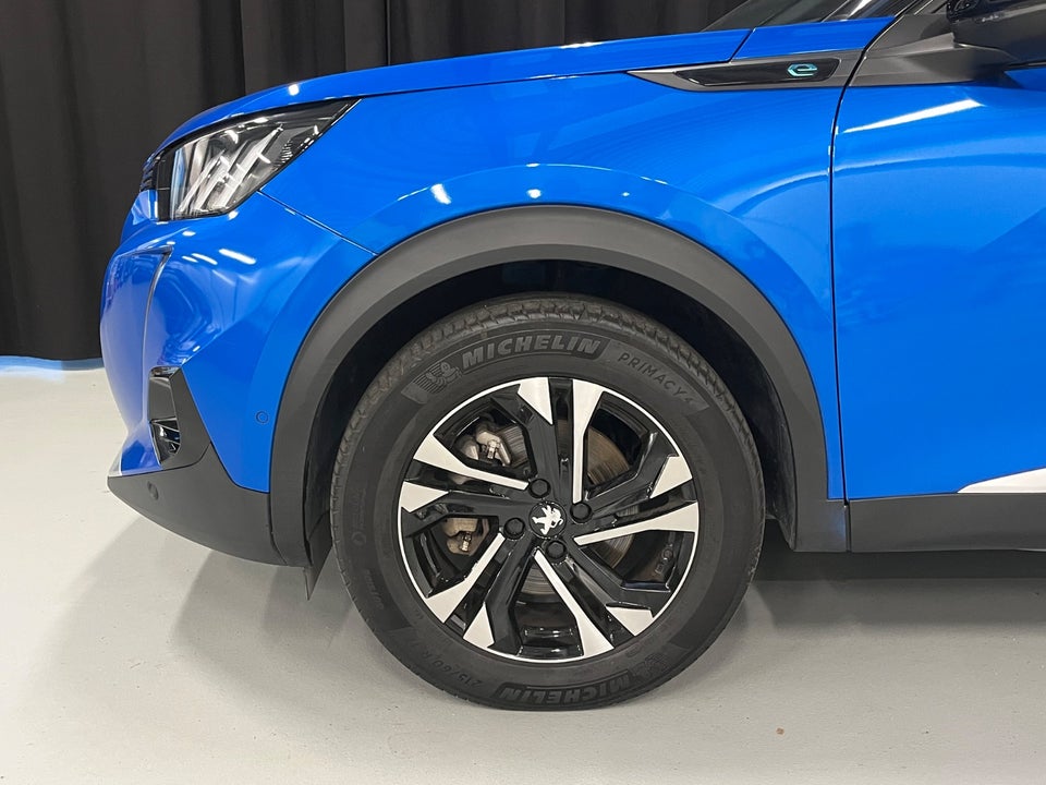 Peugeot e-2008 50 GT 5d