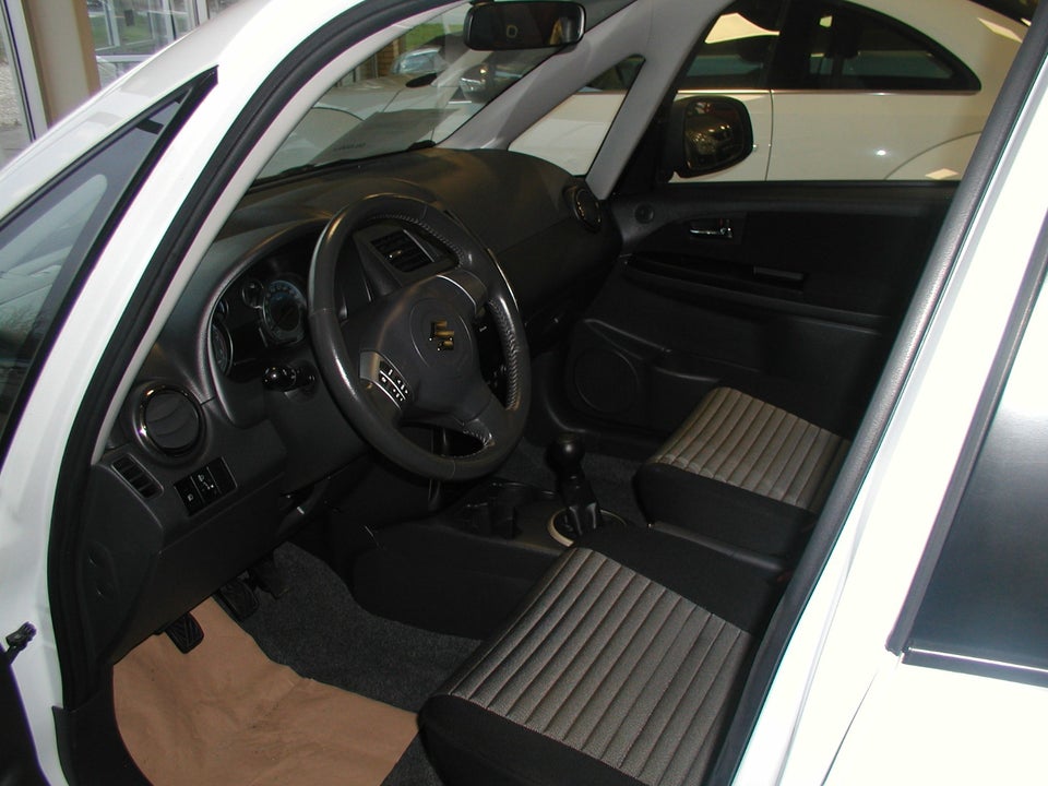 Suzuki SX4 1,6 CombiBack Style 5d