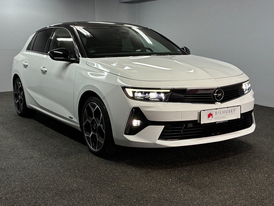 Opel Astra 1,6 PHEV Ultimate aut. 5d