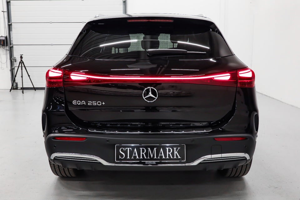 Mercedes EQA250+ AMG Advance 5d