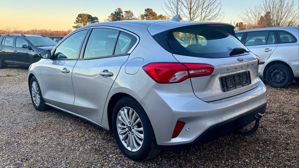 Ford Focus 1,0 EcoBoost Titanium 5d