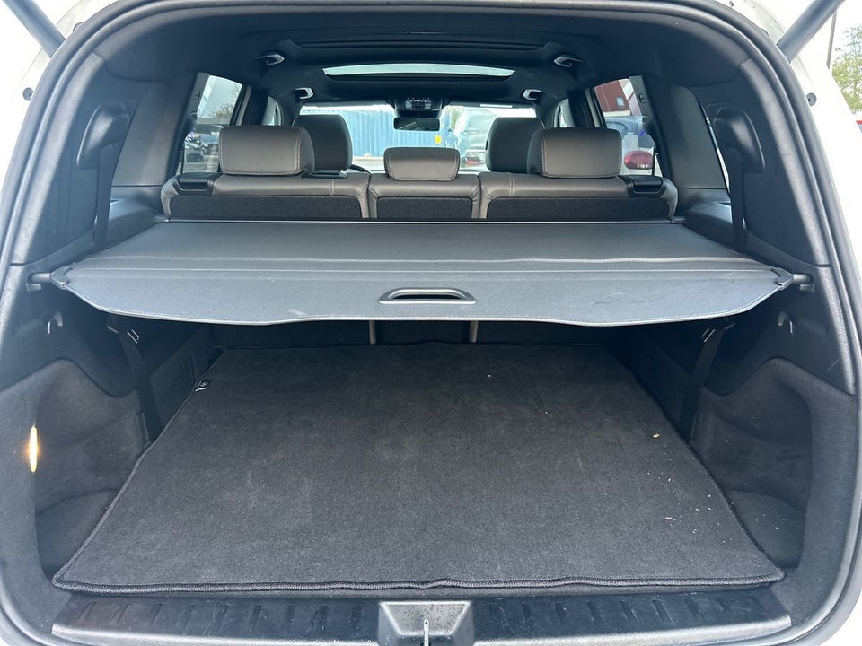 Mercedes EQB300 Electric Art 4Matic 7prs 5d