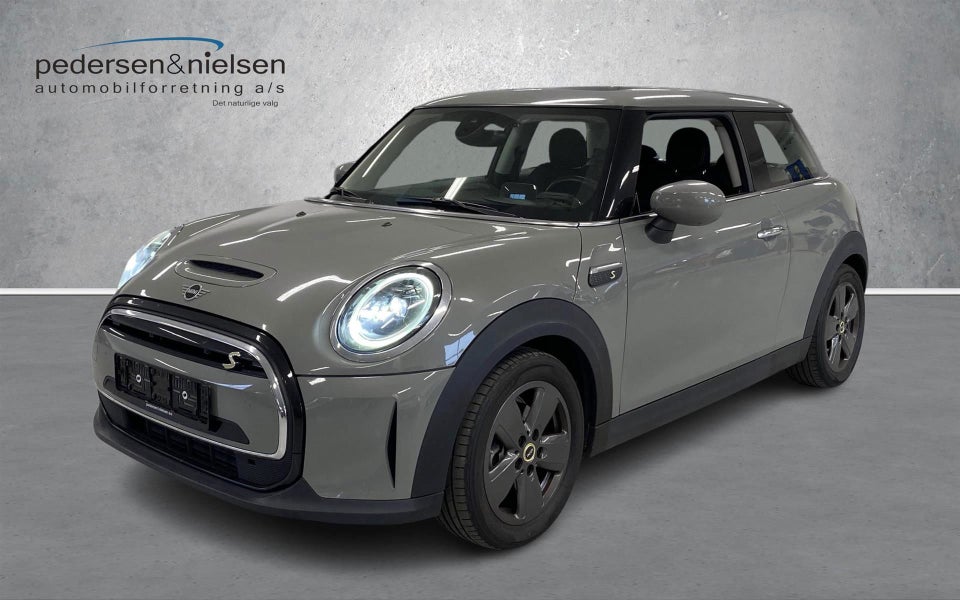 MINI Cooper SE Essential 3d