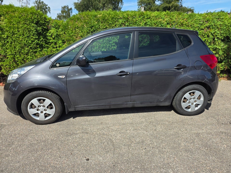Kia Venga 1,4 CVVT Active 5d