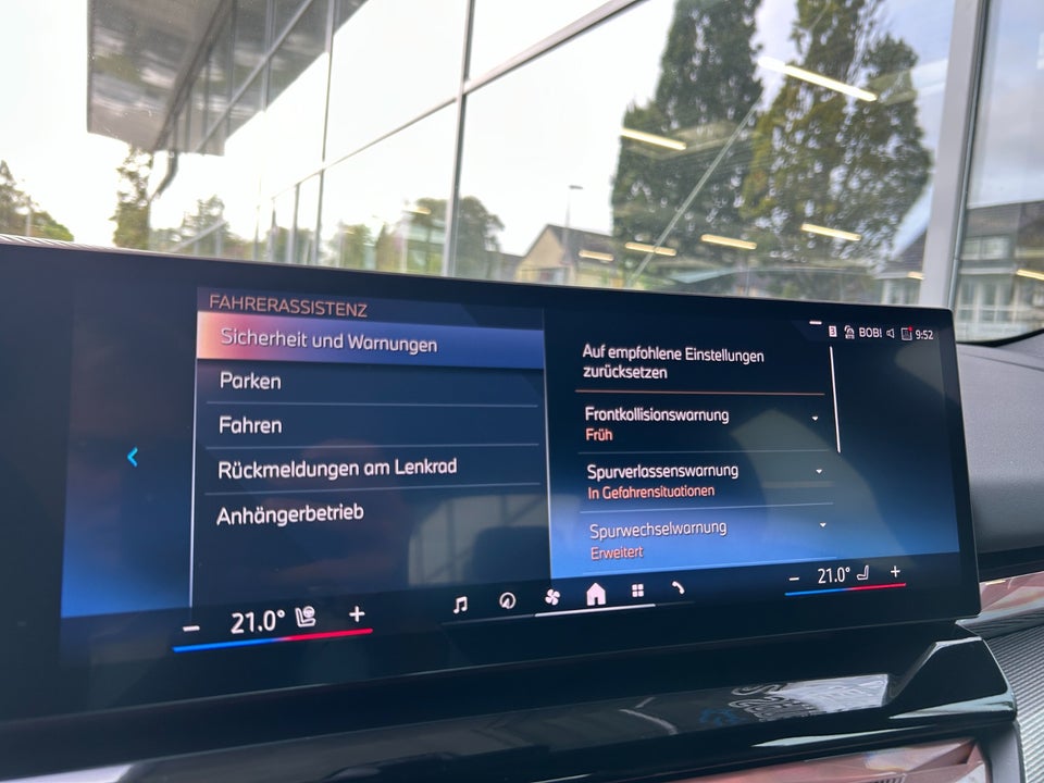 BMW i5 eDrive40 M-Sport 4d
