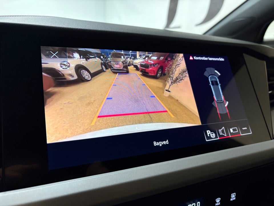 Audi Q4 e-tron 40 Advanced 5d