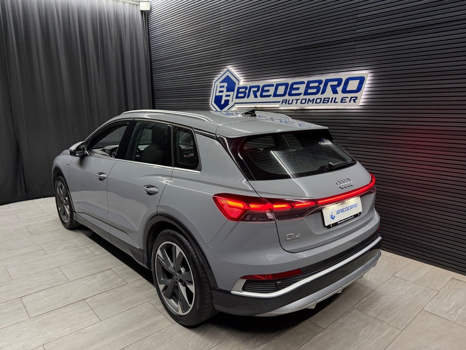 Audi Q4 e-tron 45 S-line 5d