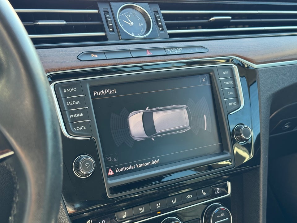 VW Passat 2,0 TSi 280 Highline Variant DSG 4Motion 5d