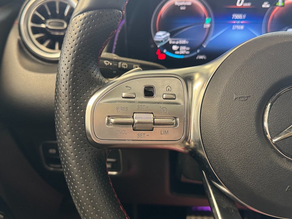 Mercedes EQB250+ AMG Premium 7prs 5d