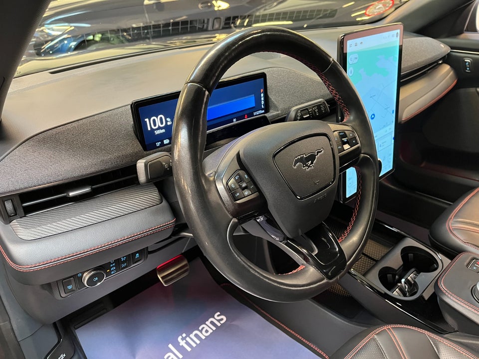 Ford Mustang Mach-E 98 Premium Extended Range AWD 5d
