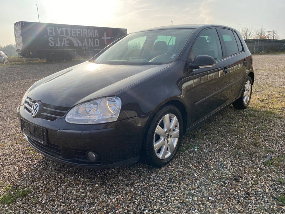 VW Golf V 1,4 TSi 140 Trendline DSG 5d