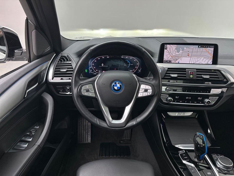 BMW iX3 Charged Plus 5d