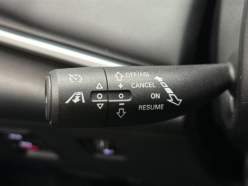 MG Marvel R Luxury 5d