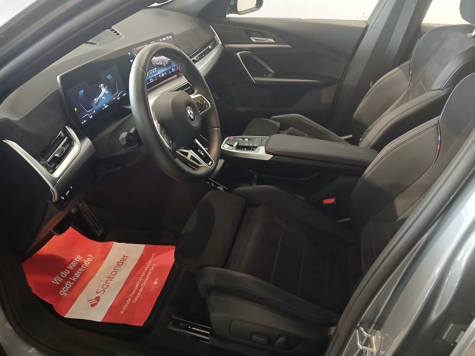 BMW iX2 eDrive20 M-Sport 5d