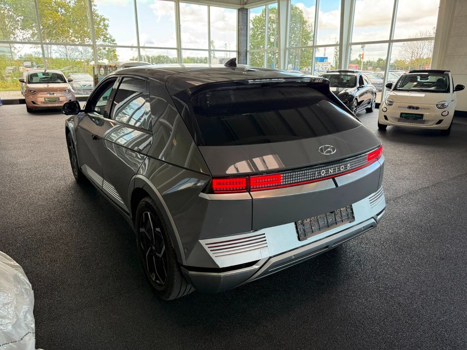 Hyundai Ioniq 5 73 Uniq 5d