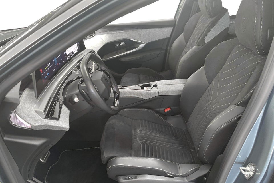 Peugeot e-5008 77 GT Pack 7prs 5d