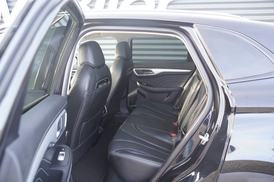 MG Marvel R Luxury 5d